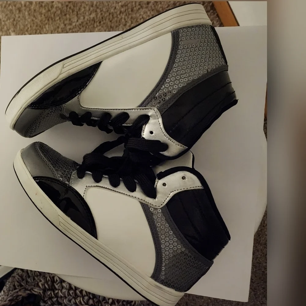 Gia Mia these super